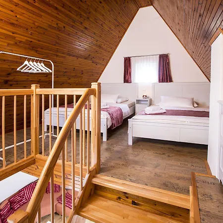 Garni Horske Spicky 3*